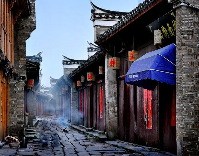 王菲22年前照片曝光比高圆圆还清纯，网友：难怪谢霆锋对她痴迷